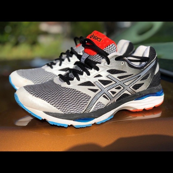 Asics - Picture 1 of 4